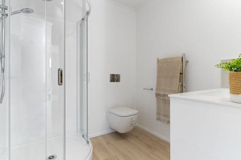 Photo of property in 111 Dickson Road, Papamoa Beach, Papamoa, 3118