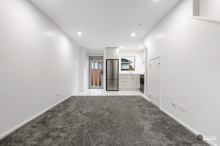 Photo of property in 3/318 Oxford Terrace, Avalon, Lower Hutt, 5011
