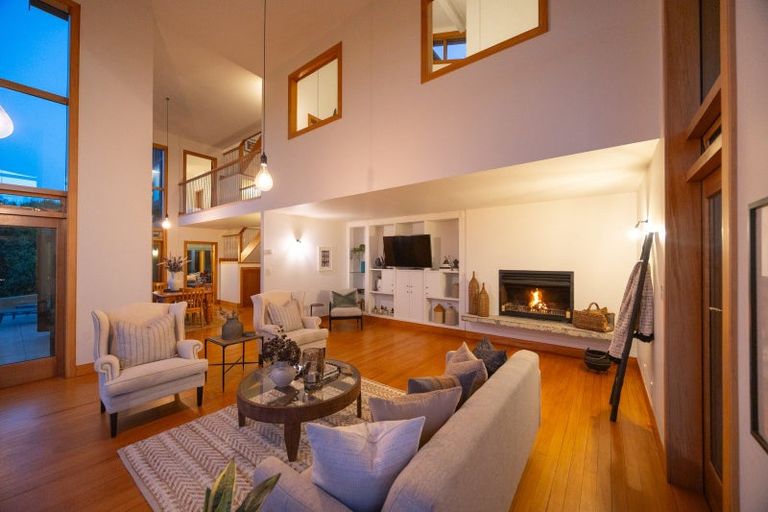 Photo of property in 45 The Strand, Fitzherbert, Palmerston North, 4410