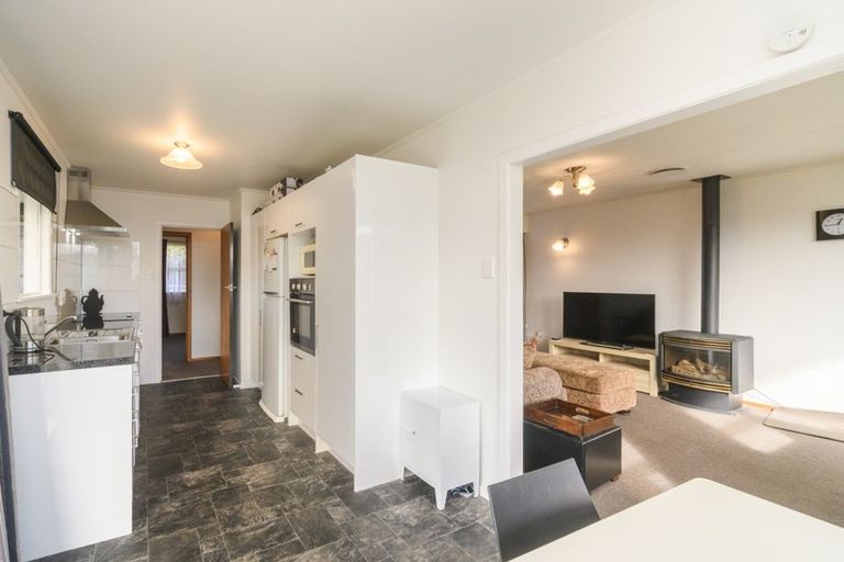 Photo of property in 56 Apollo Parade, Milson, Palmerston North, 4414