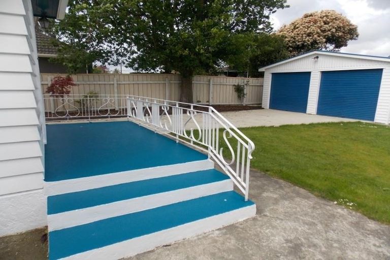 Photo of property in 290 Fergusson Drive, Heretaunga, Upper Hutt, 5018