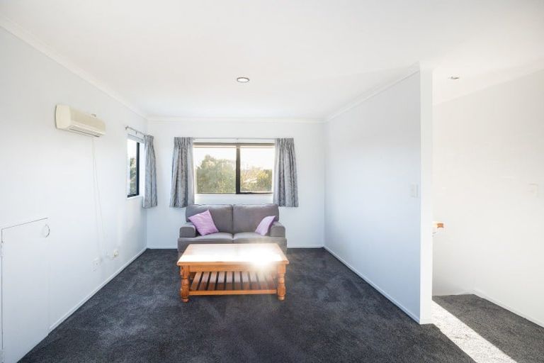 Photo of property in 16 Spring Street, Foxton, 4814