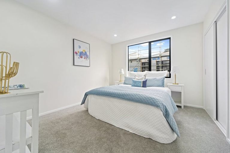 Photo of property in 11c Rountree Place, Conifer Grove, Takanini, 2112