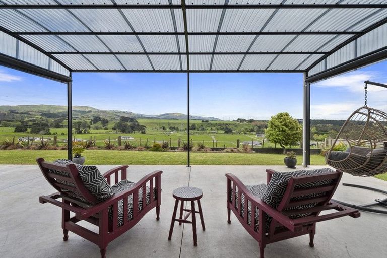 Photo of property in 32 Varsity Heights, Fitzherbert, Palmerston North, 4410