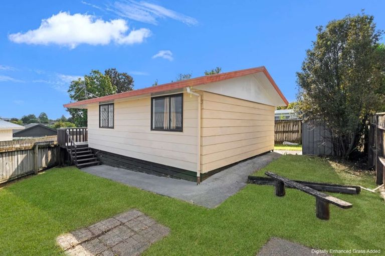 Photo of property in 1/7 Inca Place, Red Hill, Papakura, 2110