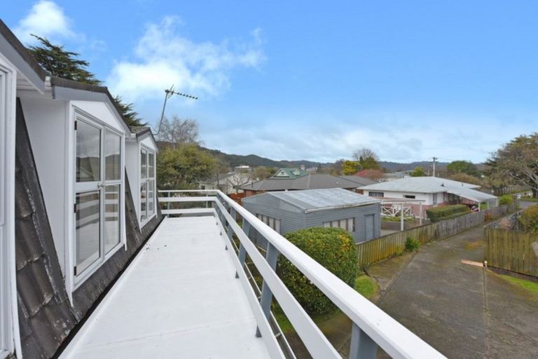 Photo of property in 5b Bracken Street, Wallaceville, Upper Hutt, 5018