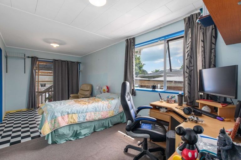Photo of property in 4 Blanche Way, Half Moon Bay, Auckland, 2012