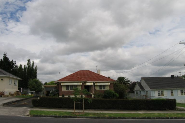 Photo of property in 52 Walmer Road, Point Chevalier, Auckland, 1022