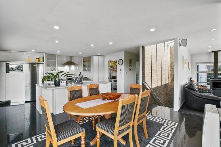 Photo of property in 67a Fulford Street, New Plymouth, 4310