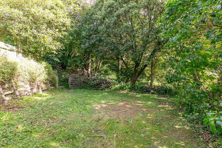 Photo of property in 55 Makara Road, Karori, Wellington, 6012