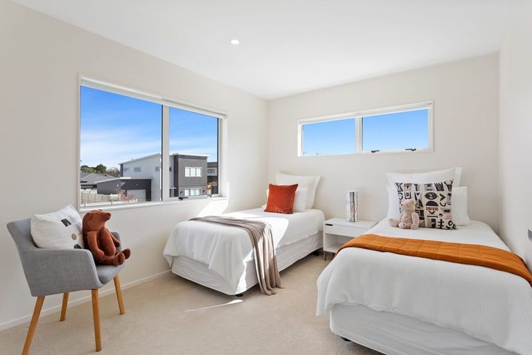 Photo of property in 32 Riria Crescent, Takanini, 2112