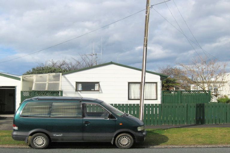 Photo of property in 17 Irvine Street, Frankton, Hamilton, 3204