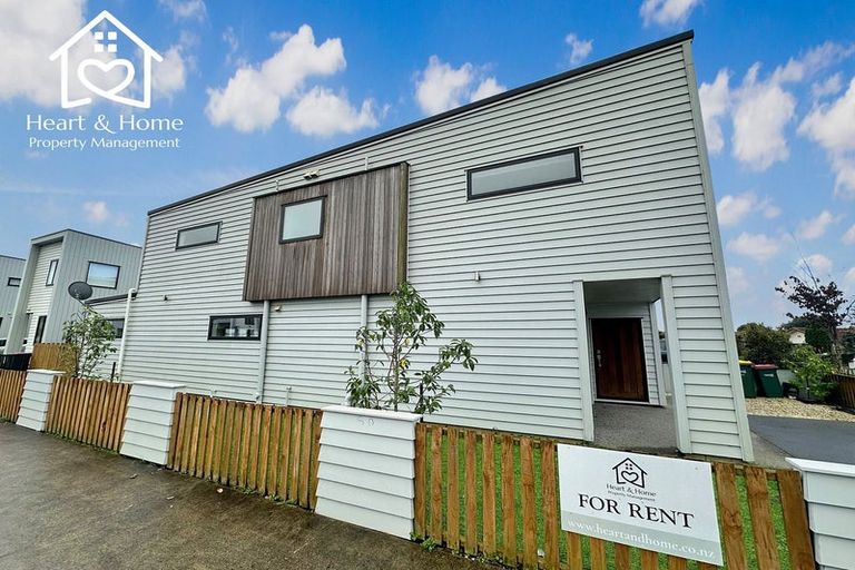 Photo of property in 27 Lili Chen Way, Mangere Bridge, Auckland, 2022