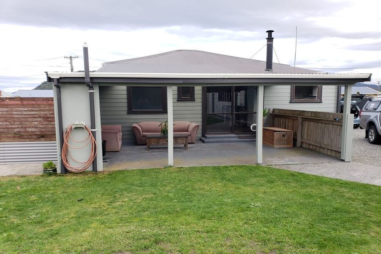 Photo of property in 58 Blake Street, Blaketown, Greymouth, 7805