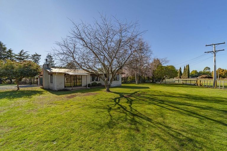 Photo of property in 38 Owen Street, Tikokino, Waipawa, 4273