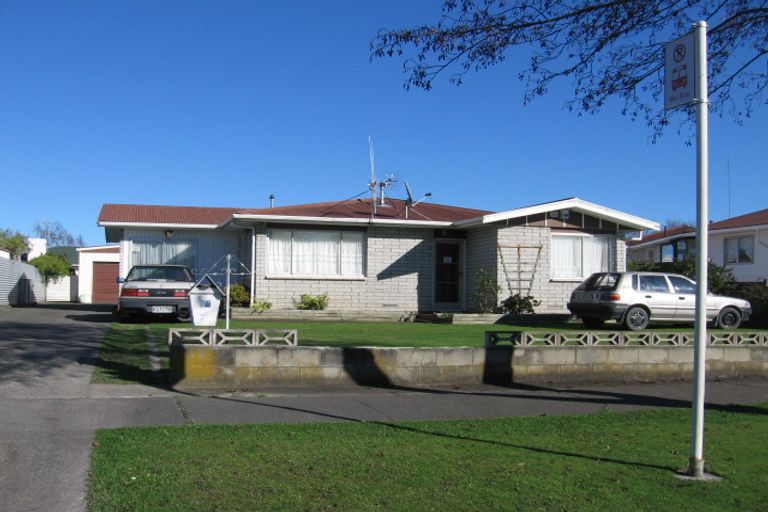 Photo of property in 70 Langley Avenue, Milson, Palmerston North, 4414