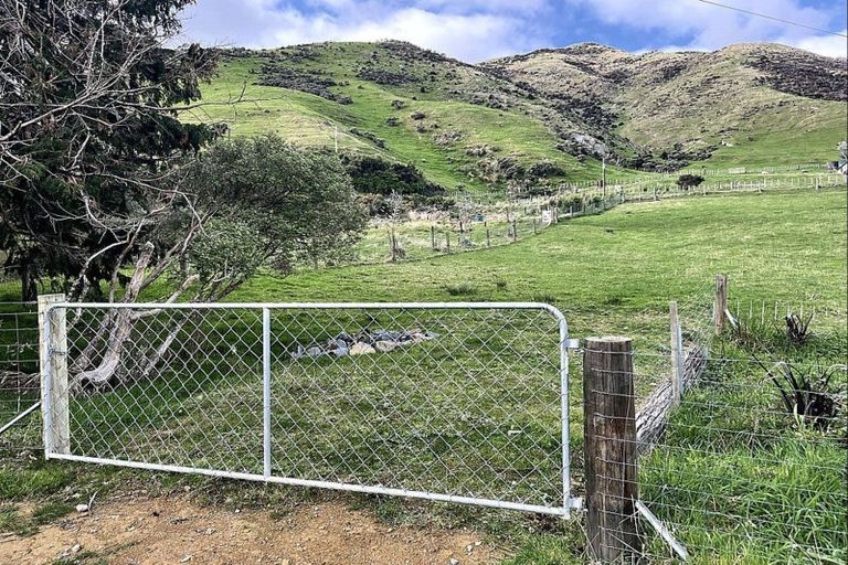 Photo of property in 340 South Makara Road, Makara, Wellington, 6972