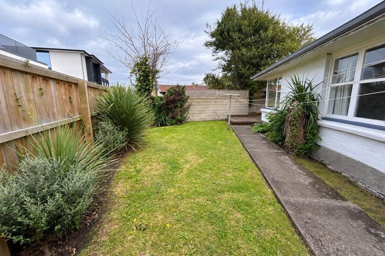 Photo of property in 24 Derby Street, St Albans, Christchurch, 8014