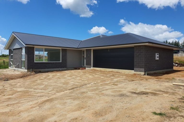 Photo of property in 10a Faber Place, Rototuna North, Hamilton, 3210