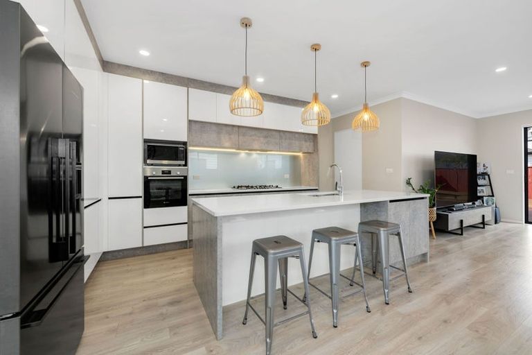 Photo of property in 22 Ako Road, Flat Bush, Auckland, 2019