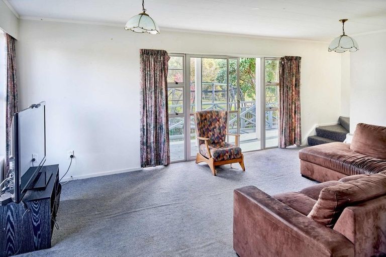 Photo of property in 1/8 Azimuth Place, Whitby, Porirua, 5024
