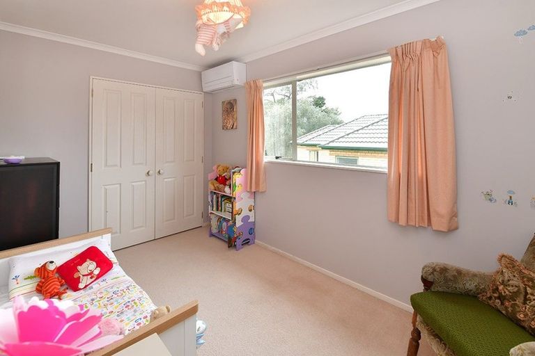 Photo of property in 26 Amherst Place, Albany, Auckland, 0632