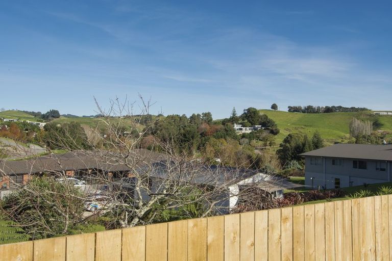 Photo of property in 3a Waikite Way, Welcome Bay, Tauranga, 3175