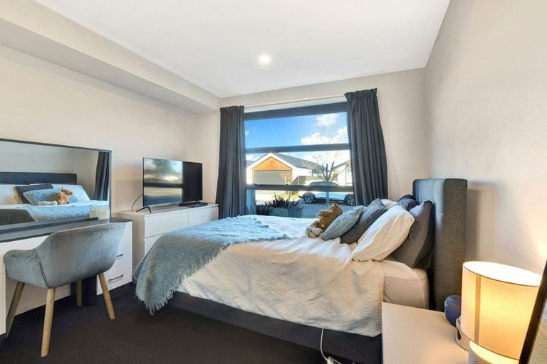 Photo of property in 40 Tara Crescent, Woodend, 7610