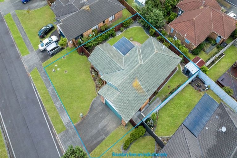 Photo of property in 33 Sandwick Drive, Weymouth, Auckland, 2103