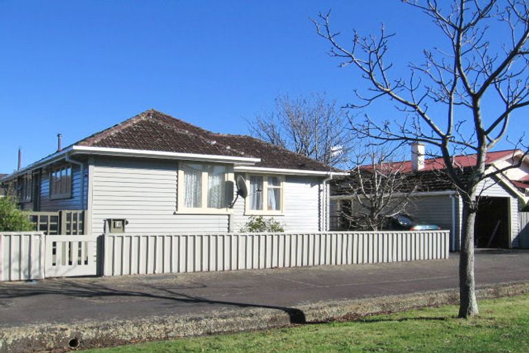 Photo of property in 9 Alfred Street, Roslyn, Palmerston North, 4414