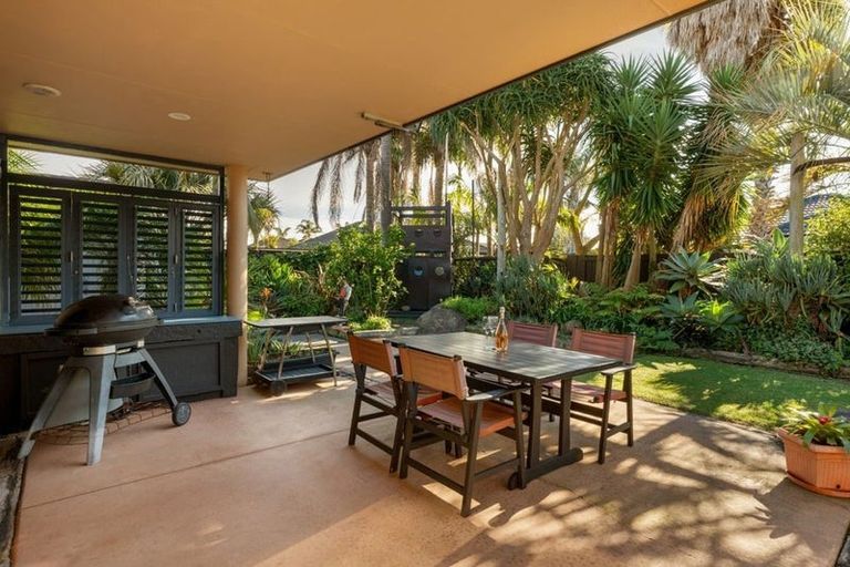 Photo of property in 34 Kahira Crescent, Papamoa Beach, Papamoa, 3118