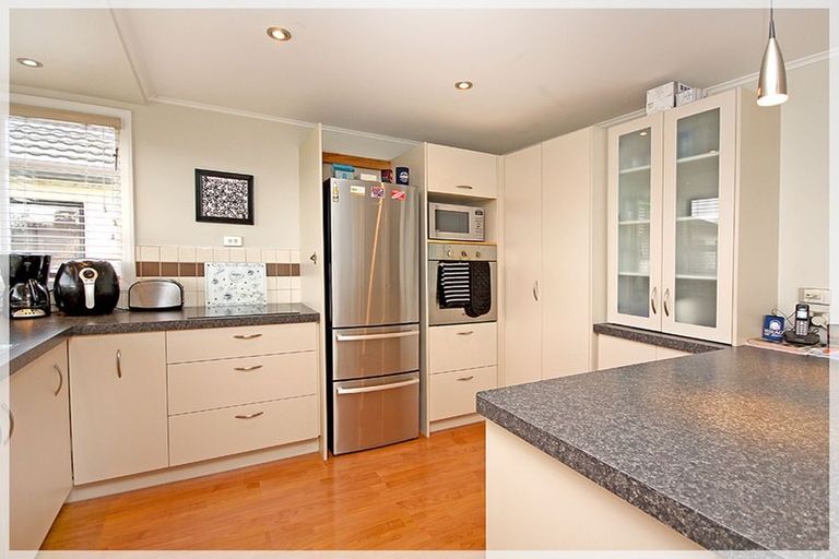 Photo of property in 176 Bartholomew Road, Levin, 5510