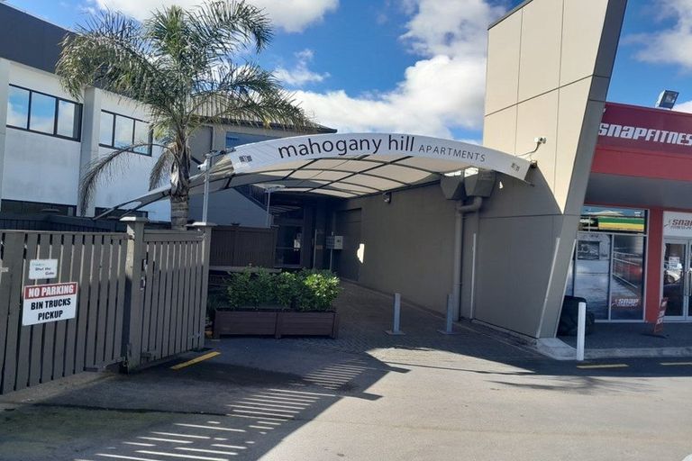 Photo of property in 5/5 Massey Avenue, Pukekohe, 2120