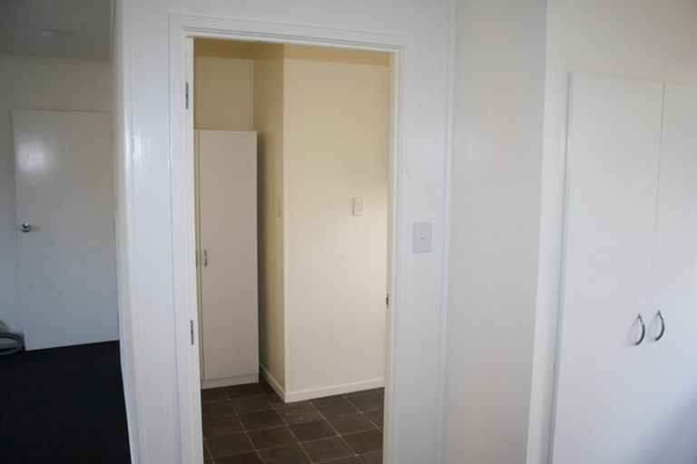 Photo of property in 2/119 Nile Road, Milford, Auckland, 0620