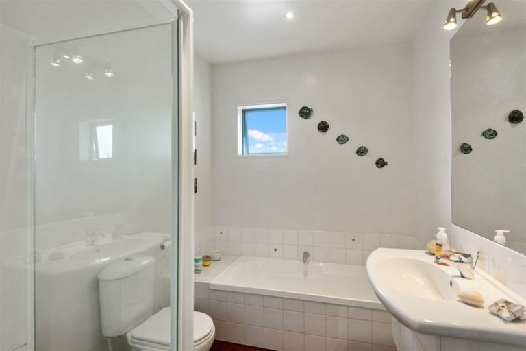 Photo of property in 1 Henley Green, Northwood, Christchurch, 8051
