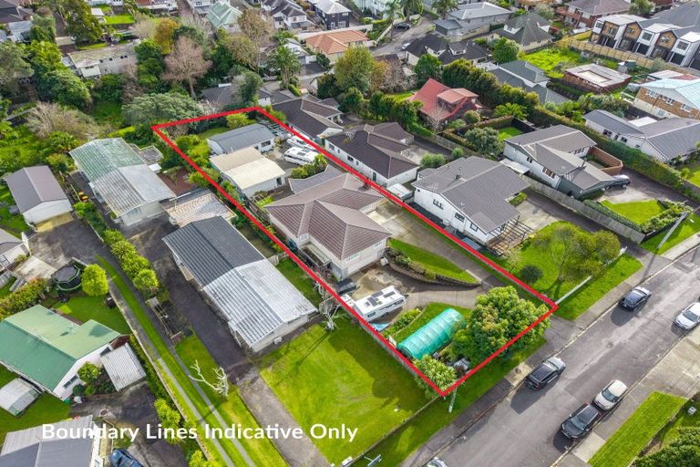 Photo of property in 13 O'halloran Road, Howick, Auckland, 2014