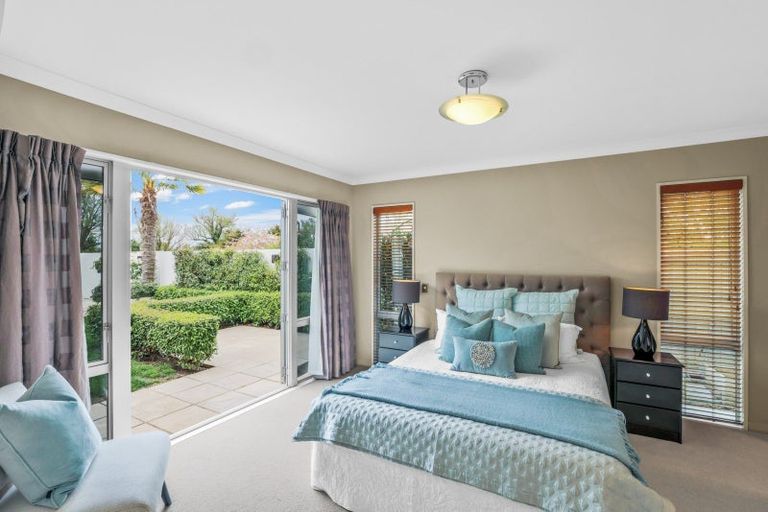 Photo of property in 24 Crombie Green, Northwood, Christchurch, 8051