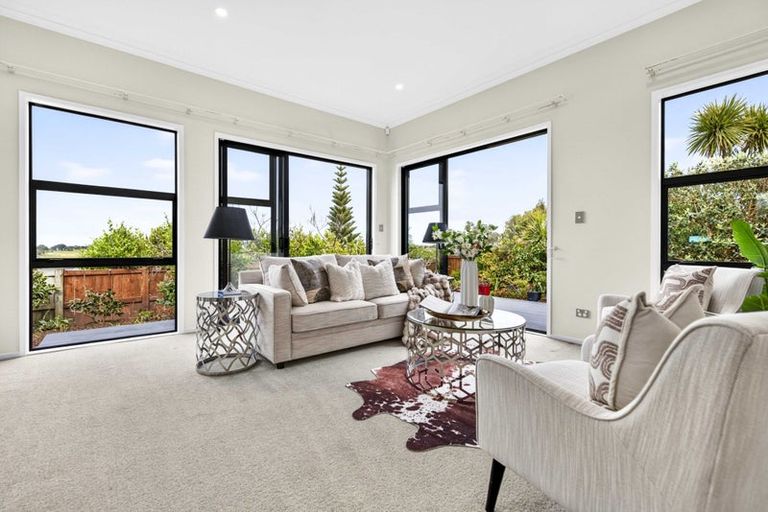 Photo of property in 19 Barcliff Terrace, Gulf Harbour, Whangaparaoa, 0930