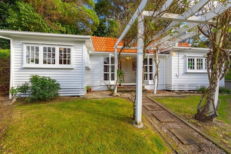 Photo of property in 1 Weku Road, Pukerua Bay, 5026