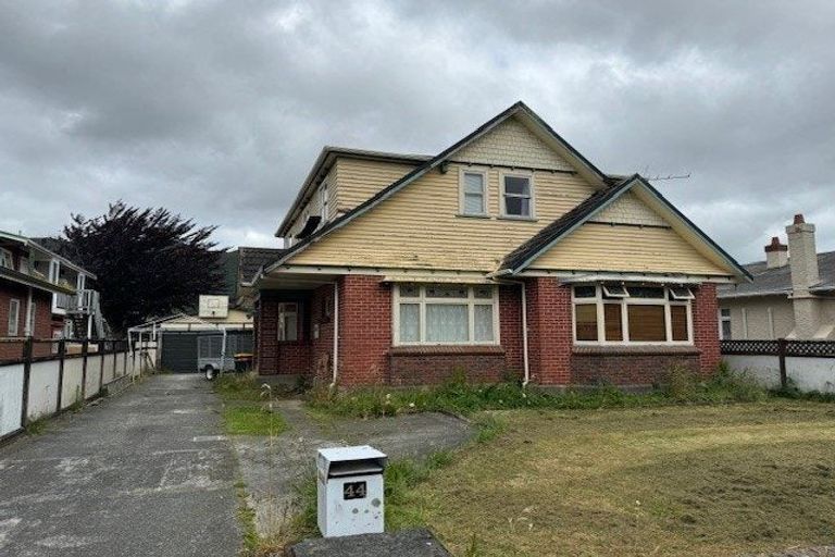 Photo of property in 44 Cambridge Terrace, Waiwhetu, Lower Hutt, 5010