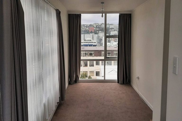 Photo of property in Embassy Court, 72 Brougham Street, Mount Victoria, Wellington, 6011