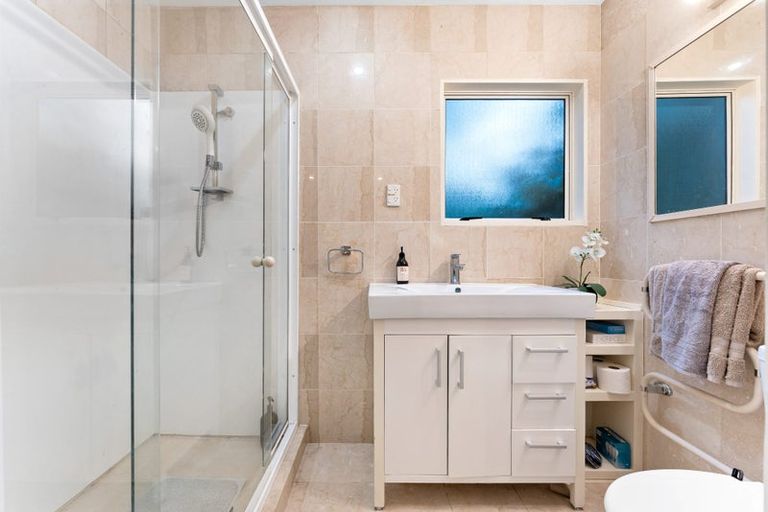 Photo of property in 35 Cloverfields Drive, Waimauku, 0812