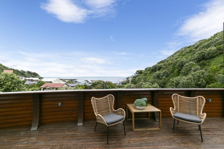 Photo of property in 25 Happy Valley Road, Owhiro Bay, Wellington, 6023