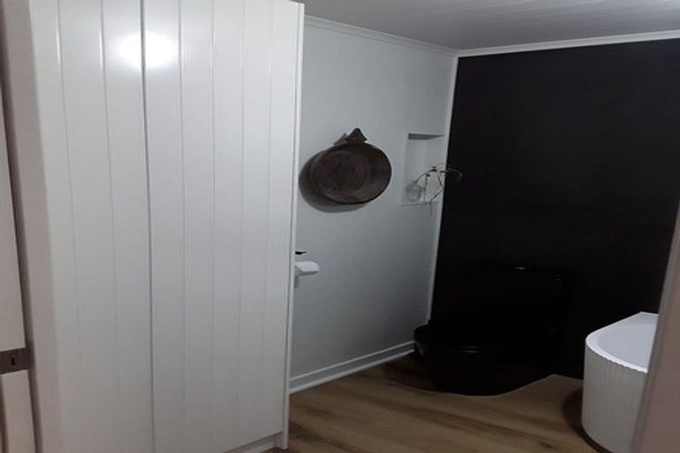 Photo of property in 1/22 Neptune Avenue, Beach Haven, Auckland, 0626