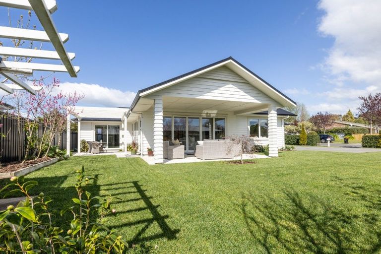 Photo of property in 11 Margaret Avenue, Havelock North, 4130