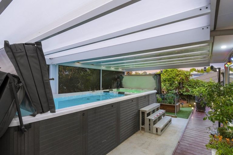 Photo of property in 142 Rowesdale Drive, Ohauiti, Tauranga, 3112