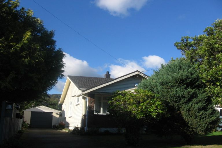 Photo of property in 26 Collingwood Street, Waterloo, Lower Hutt, 5011
