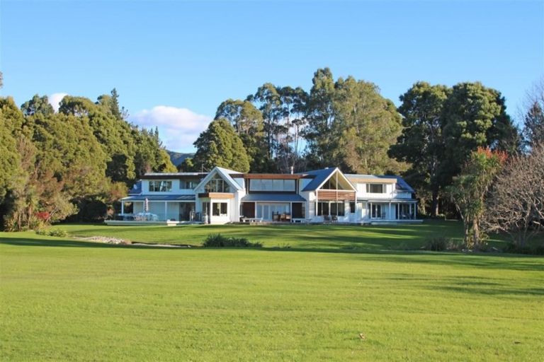 Photo of property in 57 Upper Tukurua Road, Parapara, Takaka, 7182