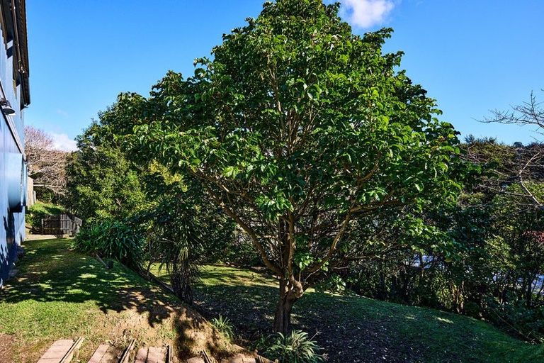 Photo of property in 84 Leeward Drive, Whitby, Porirua, 5024
