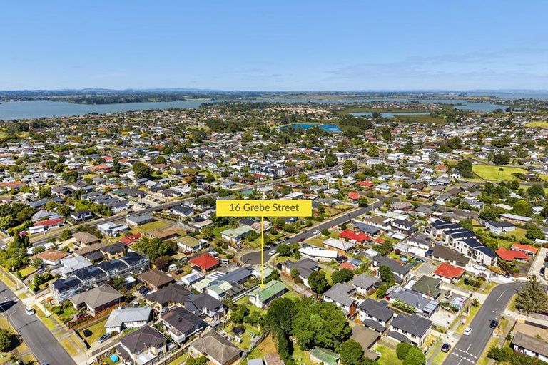 Photo of property in 16 Grebe Street, Manurewa, Auckland, 2102